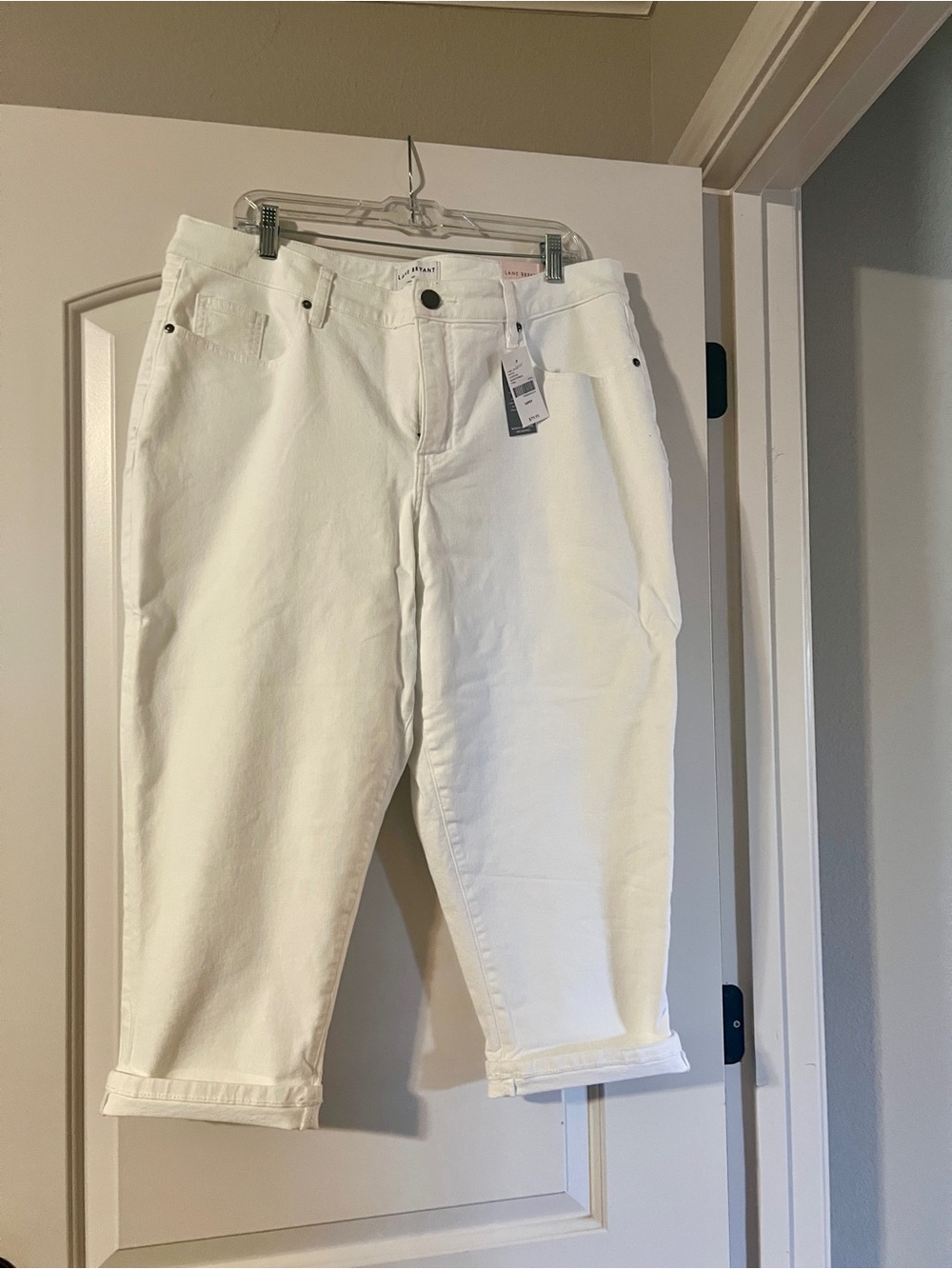 Lane Bryant White Cropped Relaxed-Fit Jeans